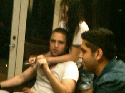 Robert Pattinson, Kristen Stewart Robert Pattinson, Kristen Stewart